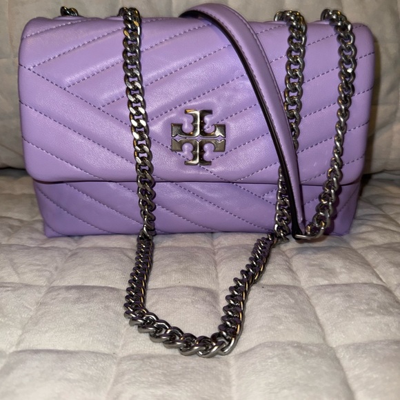 Tory Burch Small Kira Chevron Quilted Bag in Lavender Cloud💜 - Picture 15 of 15